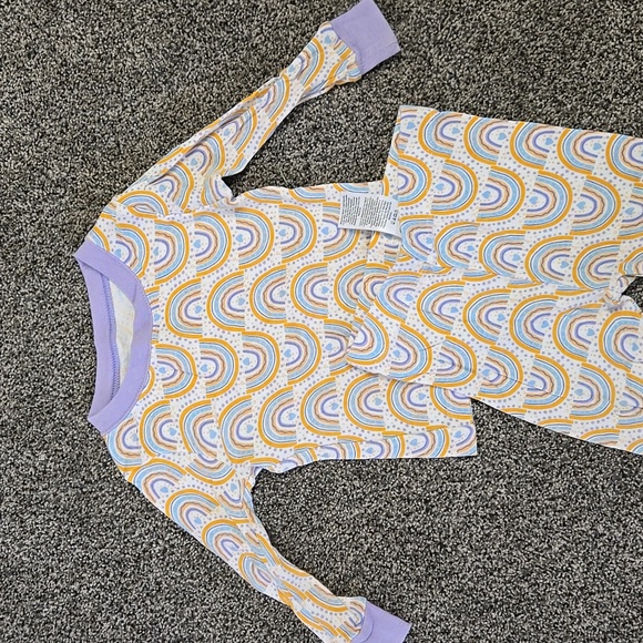 4 12 MONTH WONDER NATION PAJAMA SETS - Picture 3 of 13